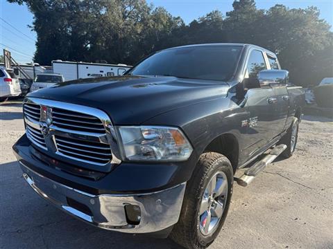 2017 RAM 1500 Big Horn 4x2 Quad Cab 6'4" Box