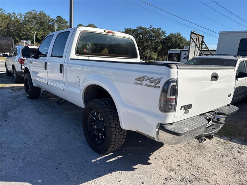 Ford F-250 SD Crew Cab 156" XL 4WD 2002