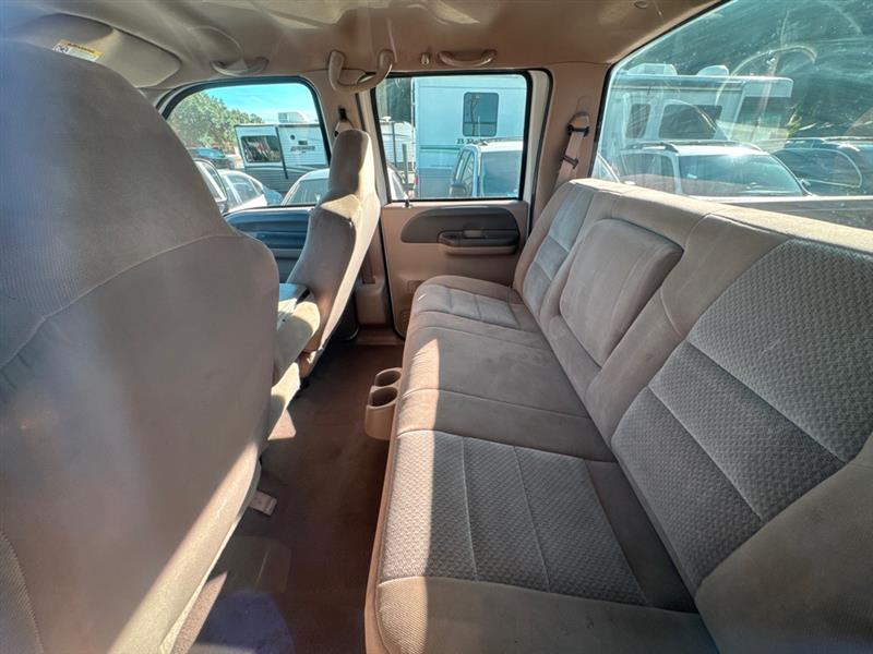 Ford F-250 SD Crew Cab 156" XL 4WD 2002