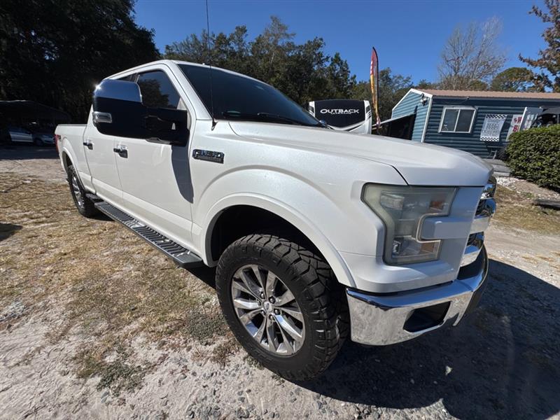 2015 Ford F-150 Lariat photo 3