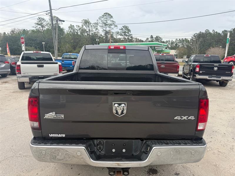 RAM 1500 Big Horn 4x4 Crew Cab 5'7" Box 2018