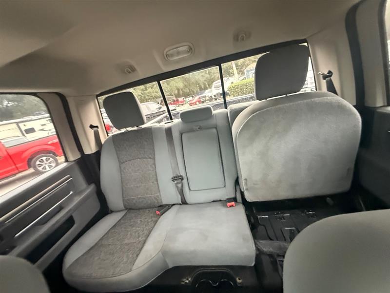 RAM 1500 Big Horn 4x4 Crew Cab 5'7" Box 2018