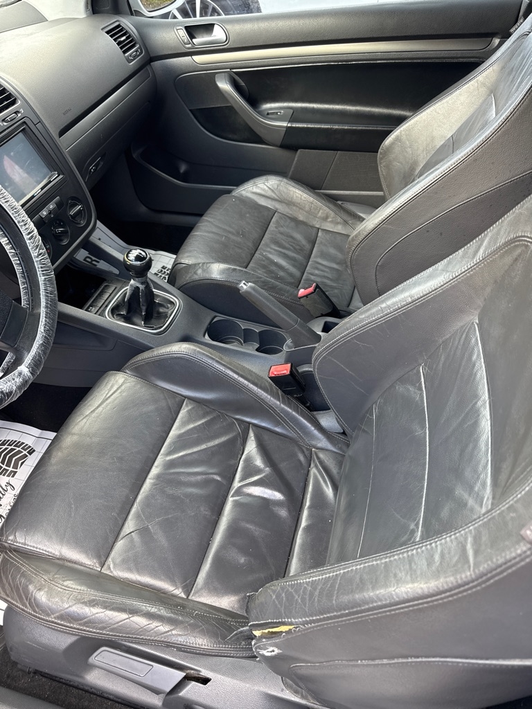 Volkswagen Rabbit 2dr HB Manual 2007