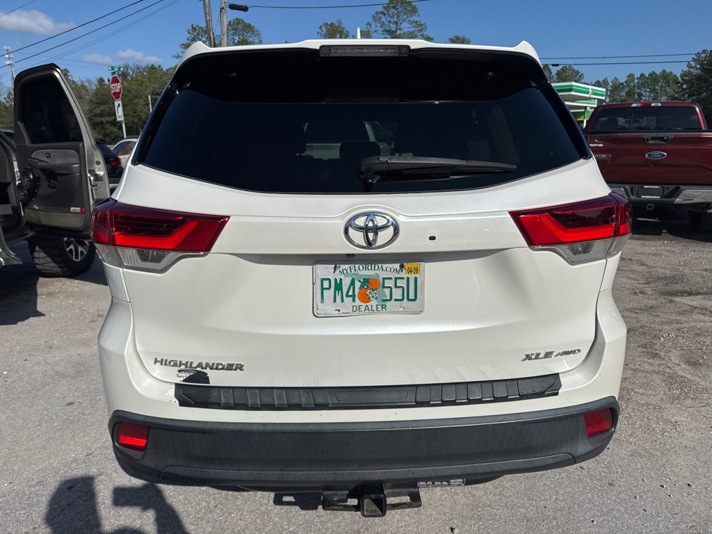 Toyota Highlander XLE V6 AWD (Natl) 2017