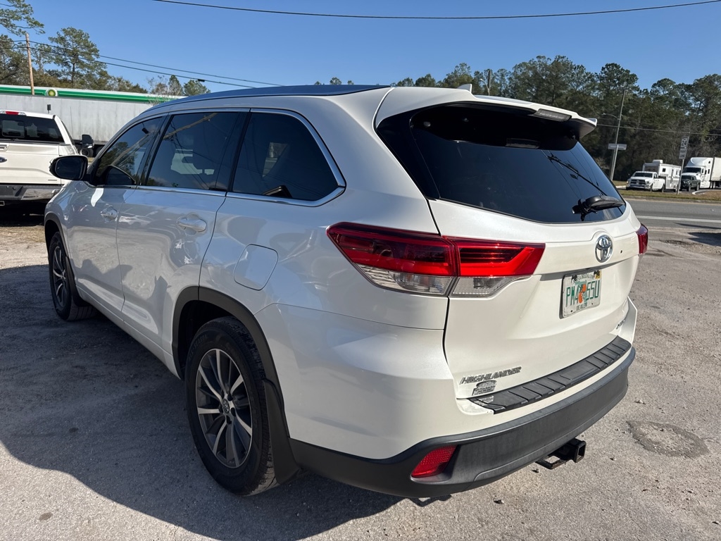 Toyota Highlander XLE V6 AWD (Natl) 2017