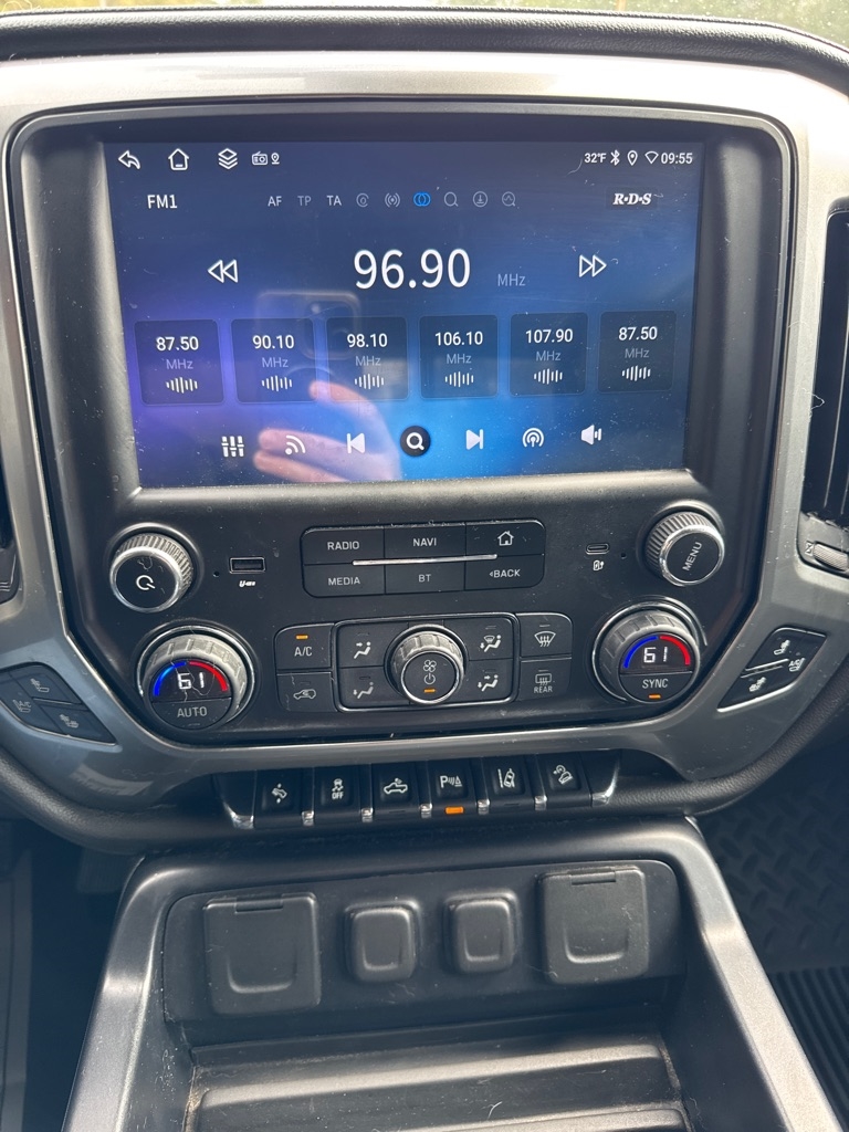 Chevrolet Silverado 1500 4WD Crew Cab 143.5" LTZ w/2LZ 2015