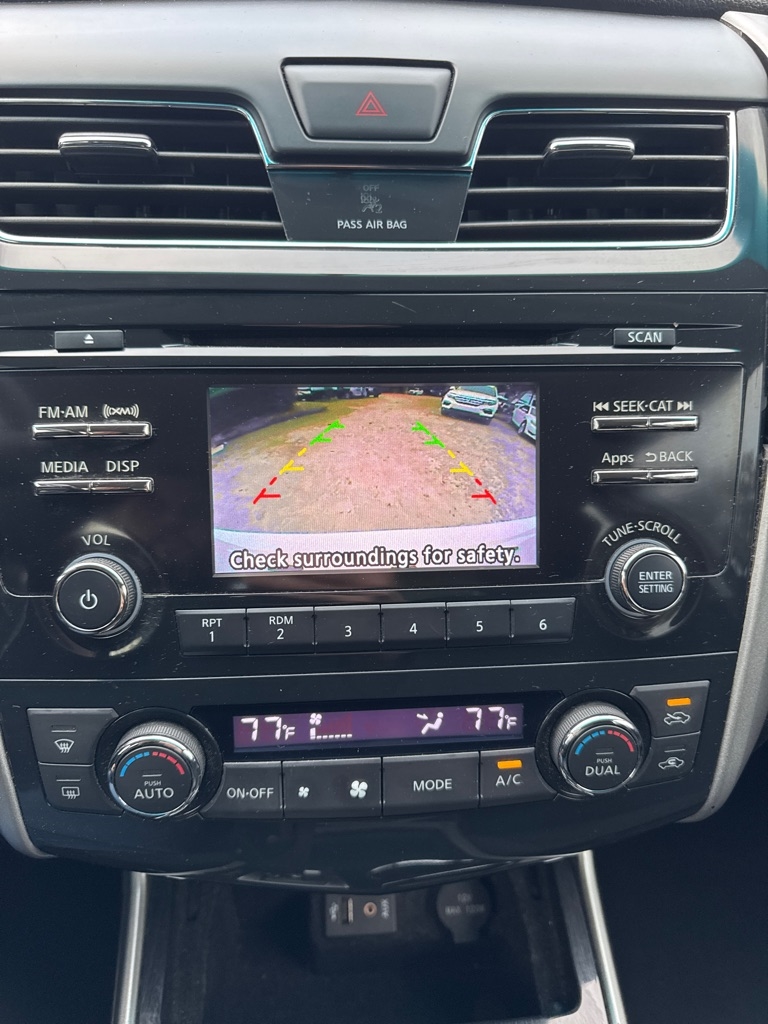 Nissan Altima 4dr Sdn I4 2.5 SV 2014