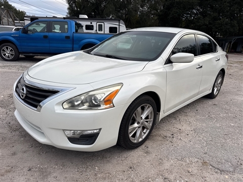 2014 Nissan Altima 4dr Sdn I4 2.5 SV