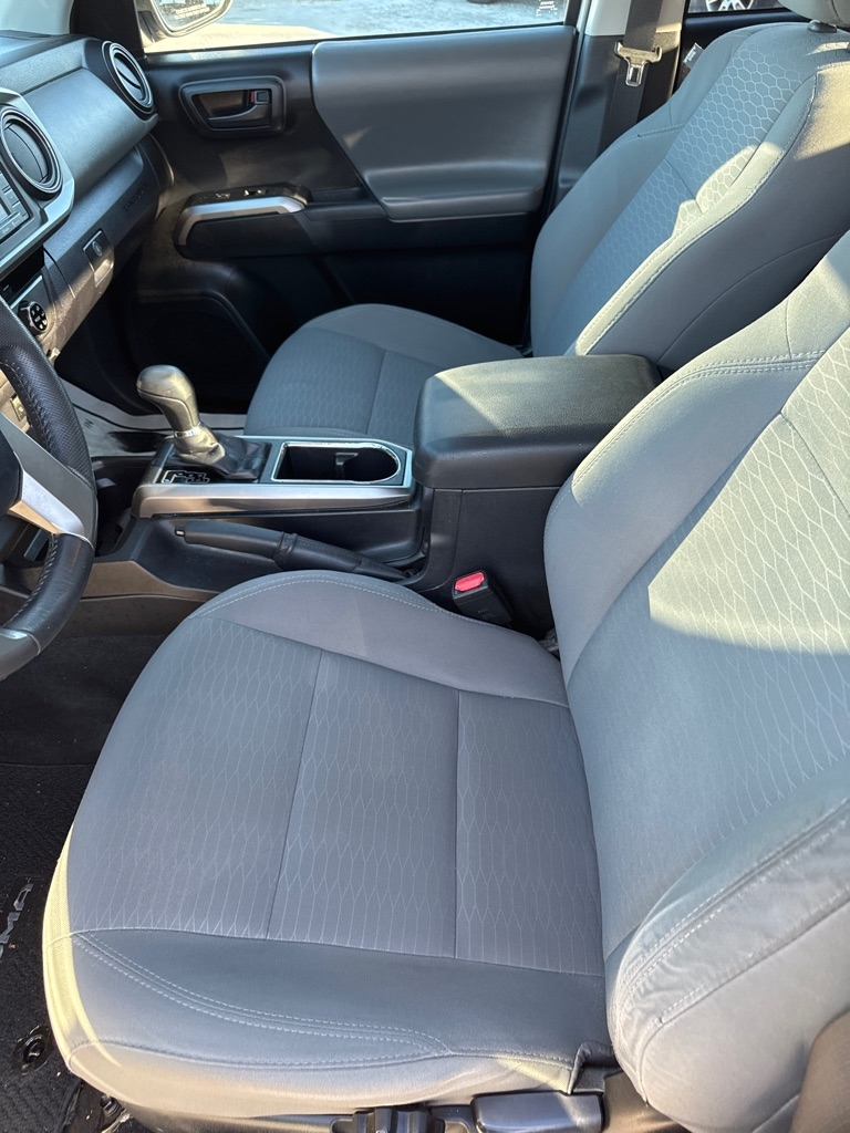 Toyota Tacoma 4WD Double Cab V6 MT TRD Off Road (Natl) 2016