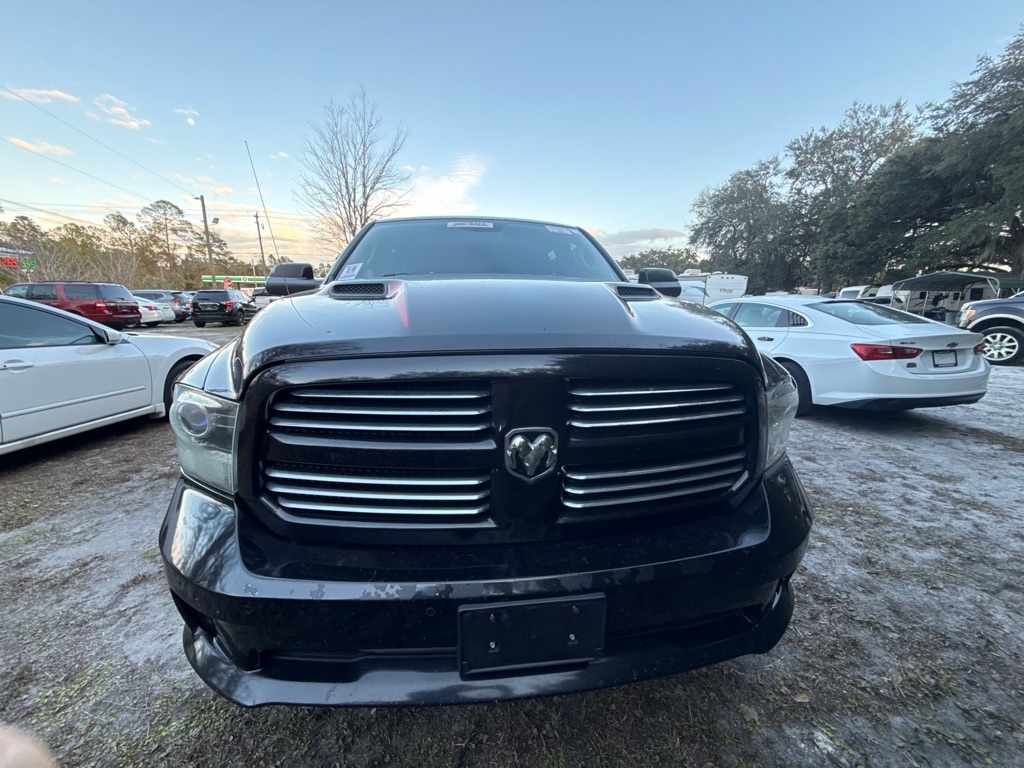 RAM 1500 4WD Crew Cab 140.5" Sport 2016