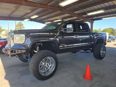 2014 GMC Sierra 1500 4WD Crew Cab 143.5" Denali