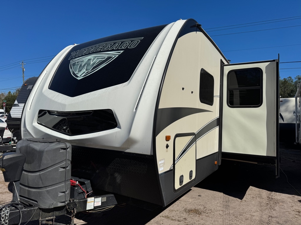 Winnebago Minnie Plus  2018