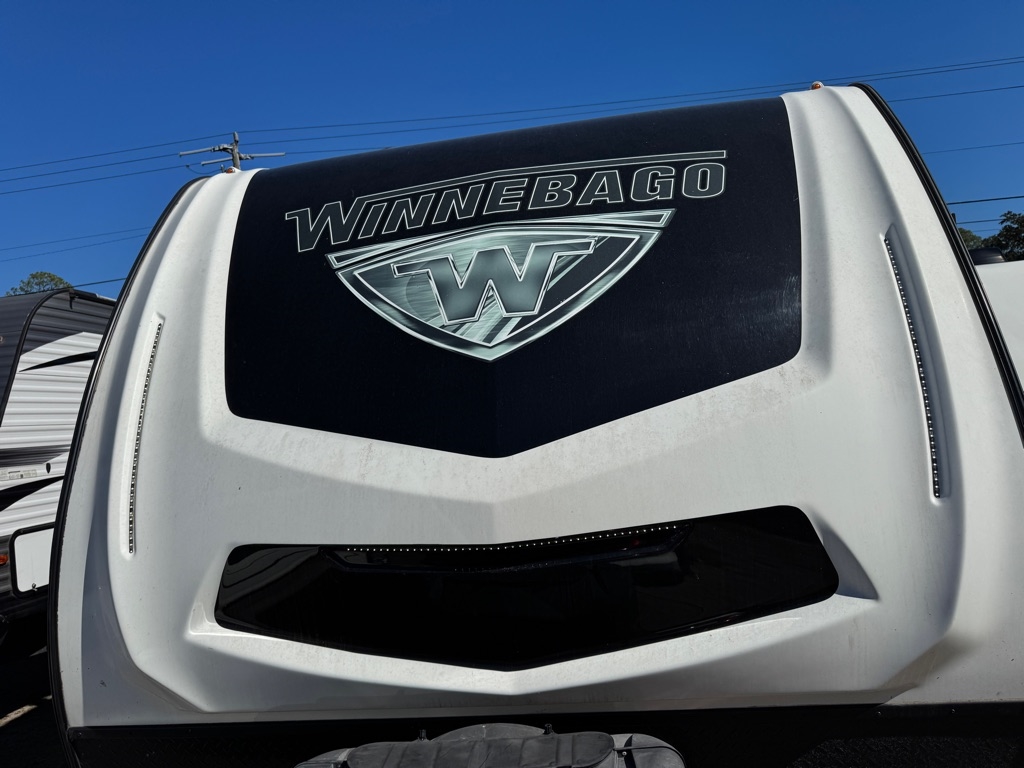 Winnebago Minnie Plus  2018