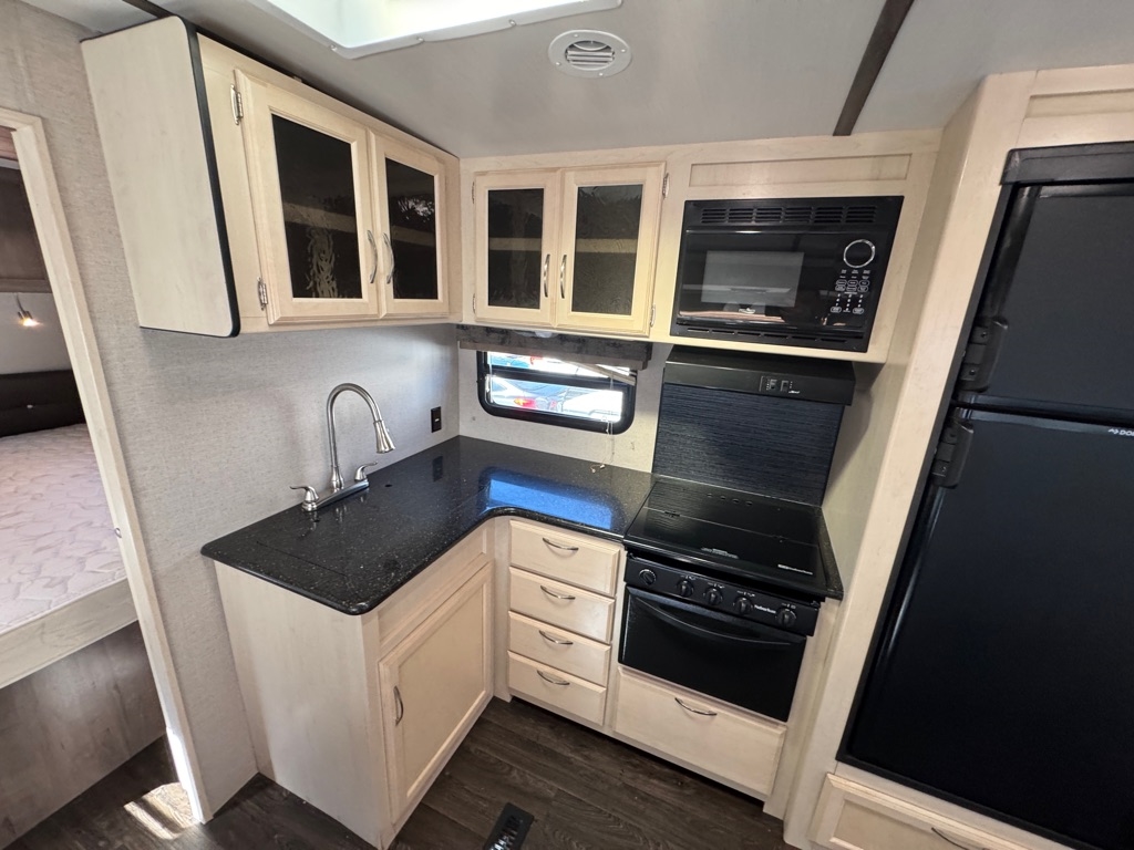 Winnebago Minnie Plus  2018