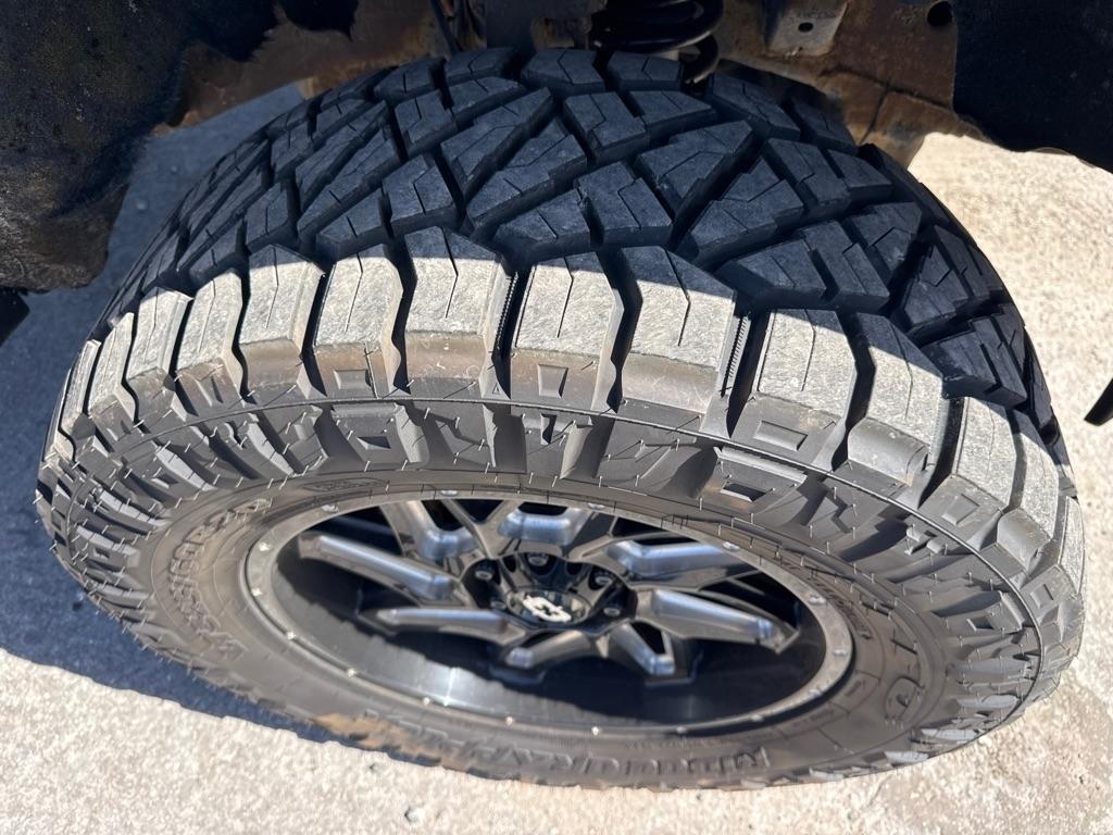 Ford F-150 4WD SuperCrew 145" Platinum 2011