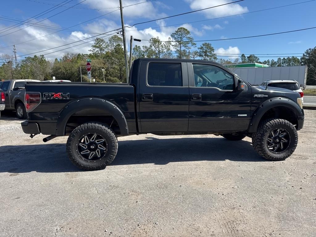 Ford F-150 4WD SuperCrew 145" Platinum 2011