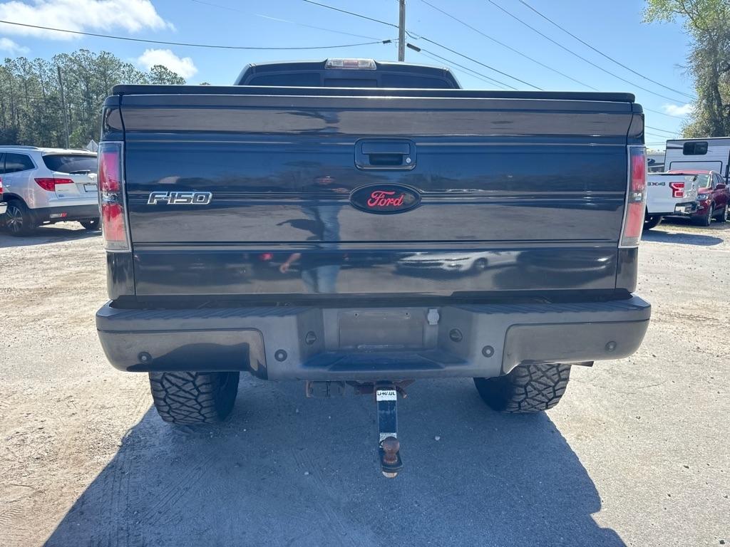 Ford F-150 4WD SuperCrew 145" Platinum 2011