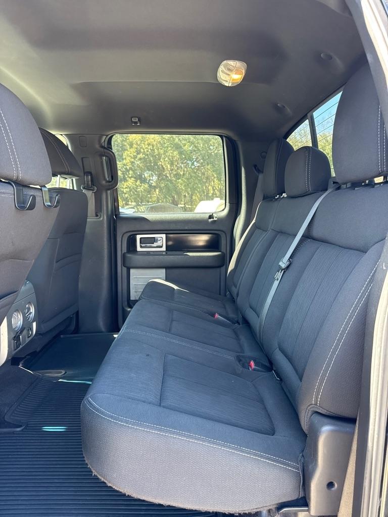 Ford F-150 4WD SuperCrew 145" Platinum 2011