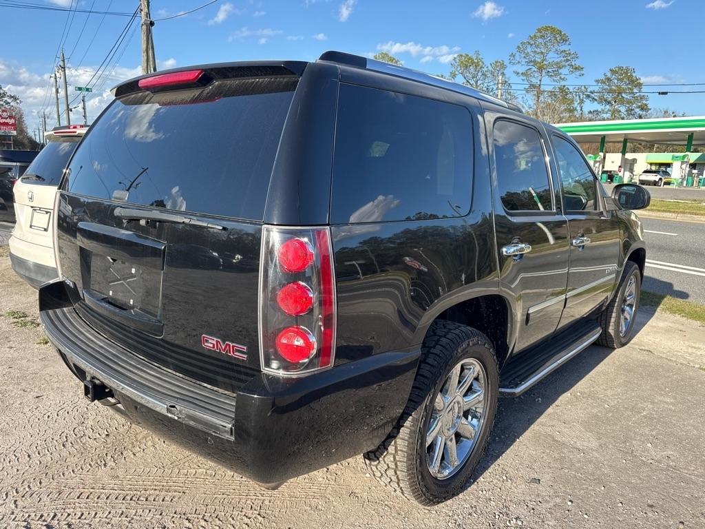 GMC Yukon AWD 4dr Denali 2014