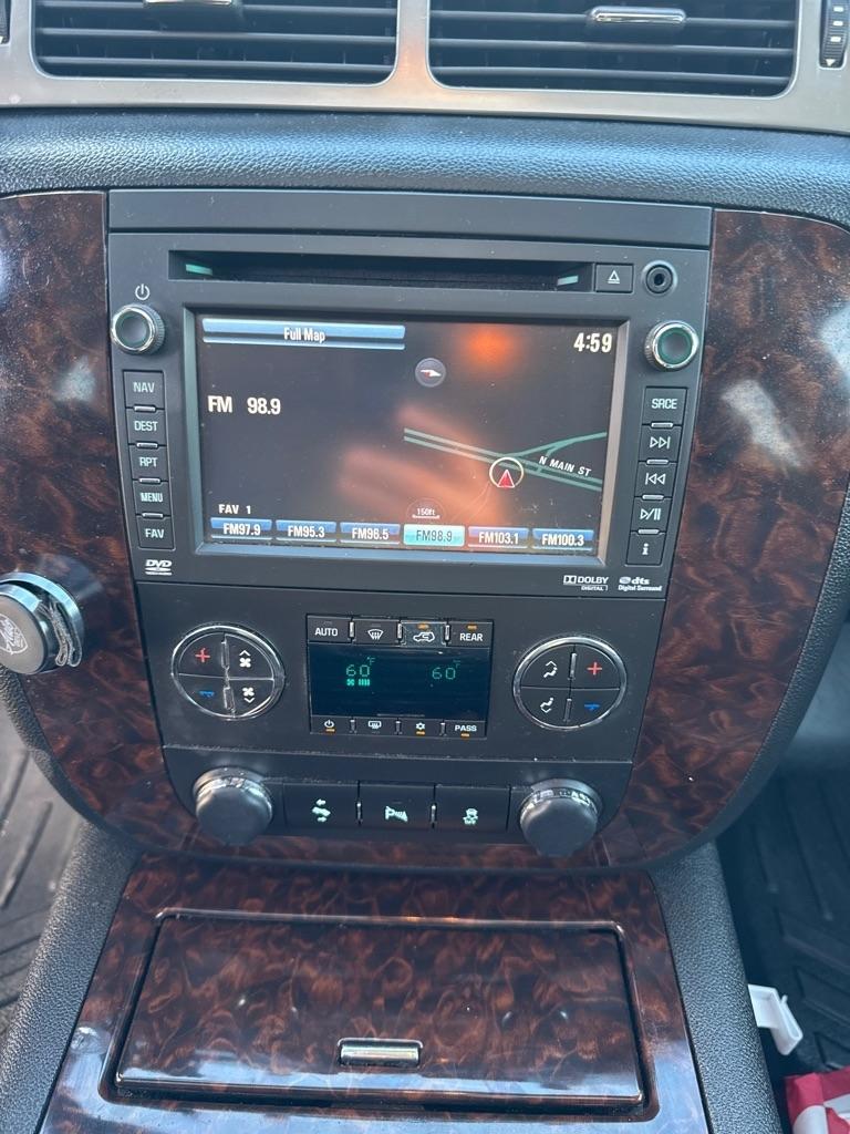 GMC Yukon AWD 4dr Denali 2014