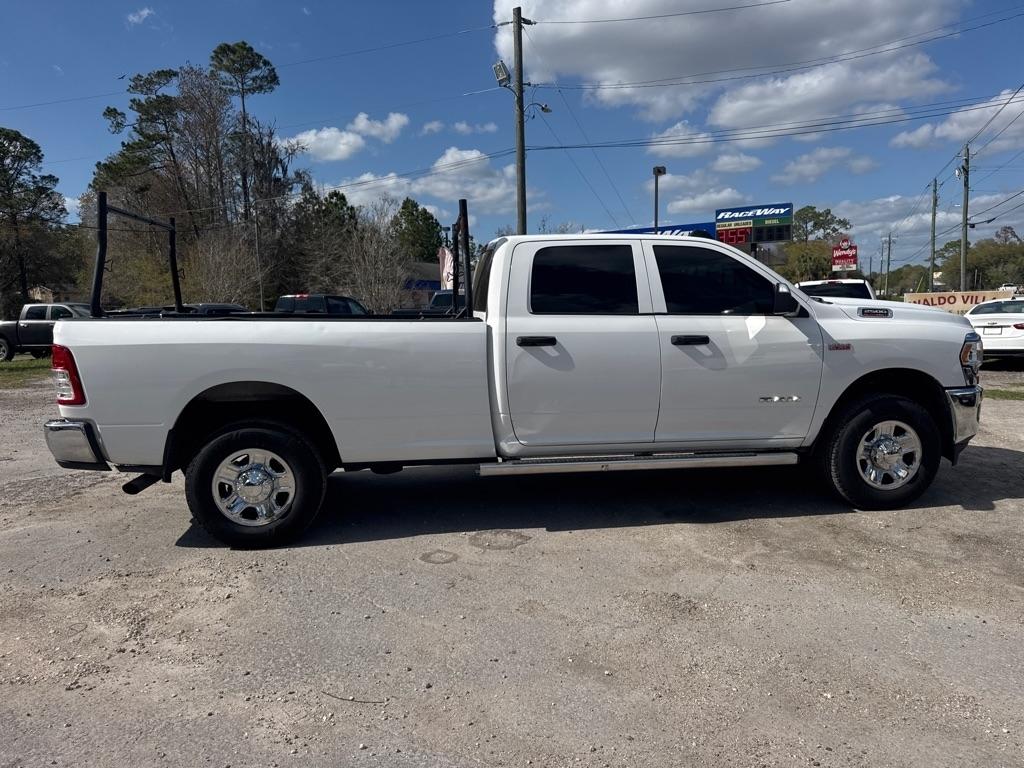 RAM 2500 Tradesman 4x4 Crew Cab 8' Box 2020