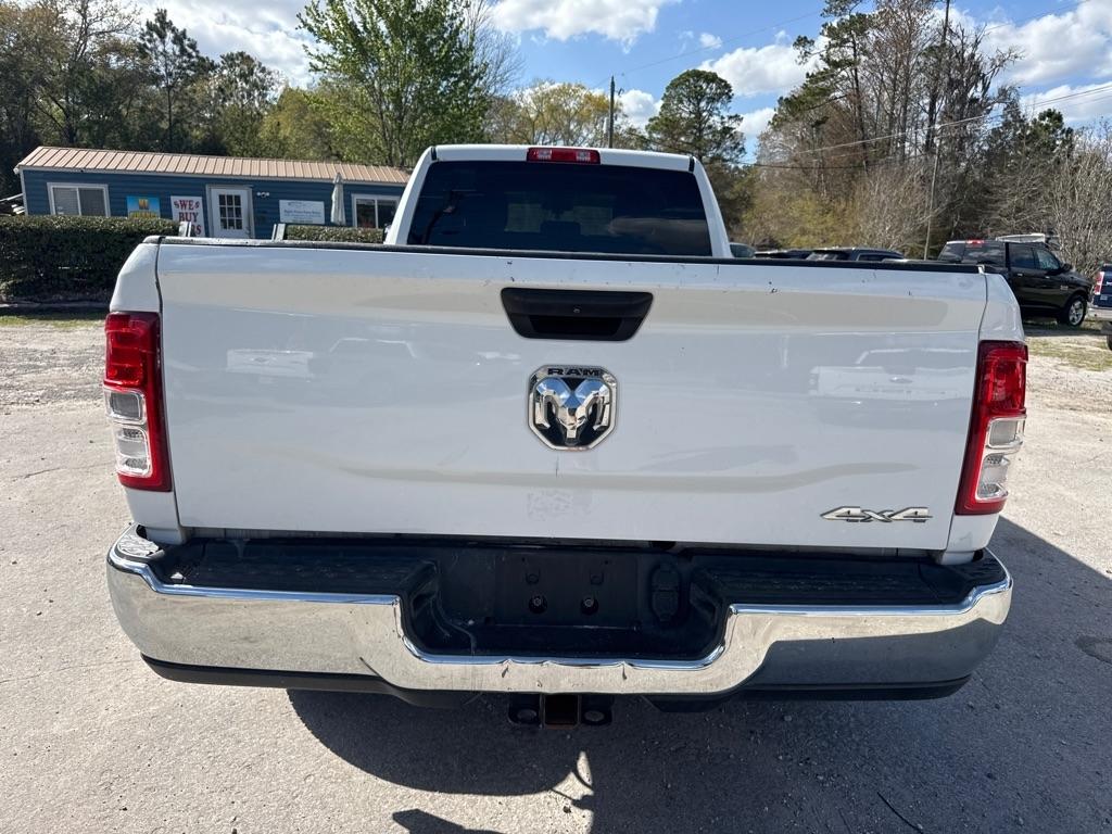 RAM 2500 Tradesman 4x4 Crew Cab 8' Box 2020