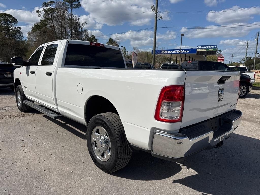 RAM 2500 Tradesman 4x4 Crew Cab 8' Box 2020