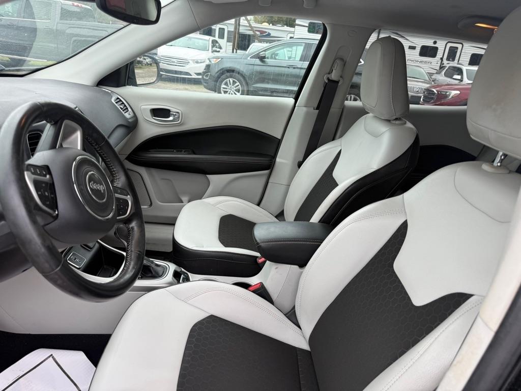 Jeep Compass Latitude FWD 2021