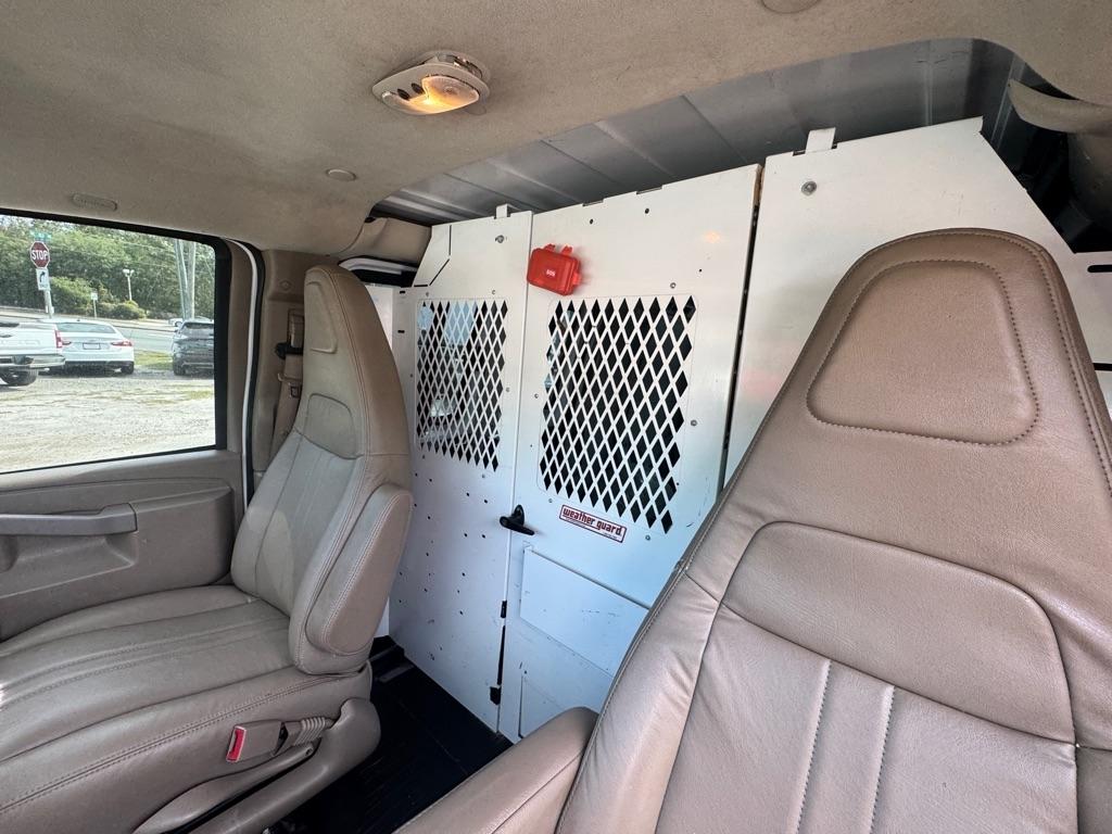 Chevrolet Express Cargo Van RWD 2500 135" 2018