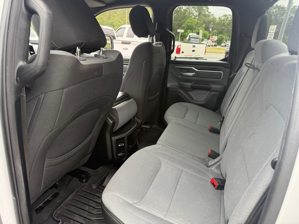 RAM 1500 Big Horn 4x2 Quad Cab 6'4" Box 2021