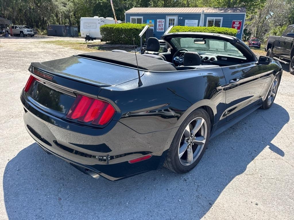 Ford Mustang 2dr Conv V6 2015