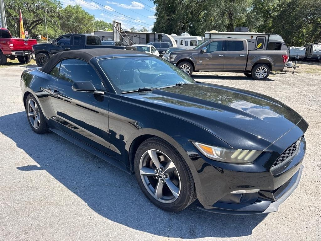 Ford Mustang 2dr Conv V6 2015
