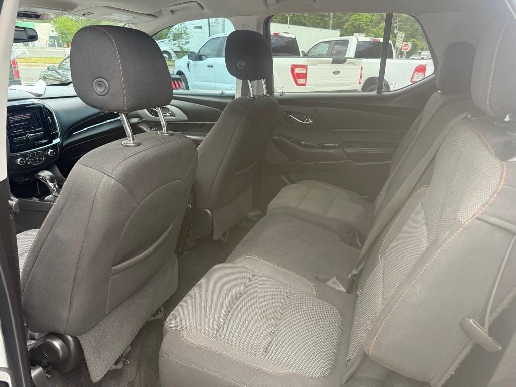 Chevrolet Traverse FWD 4dr LS w/1LS 2021