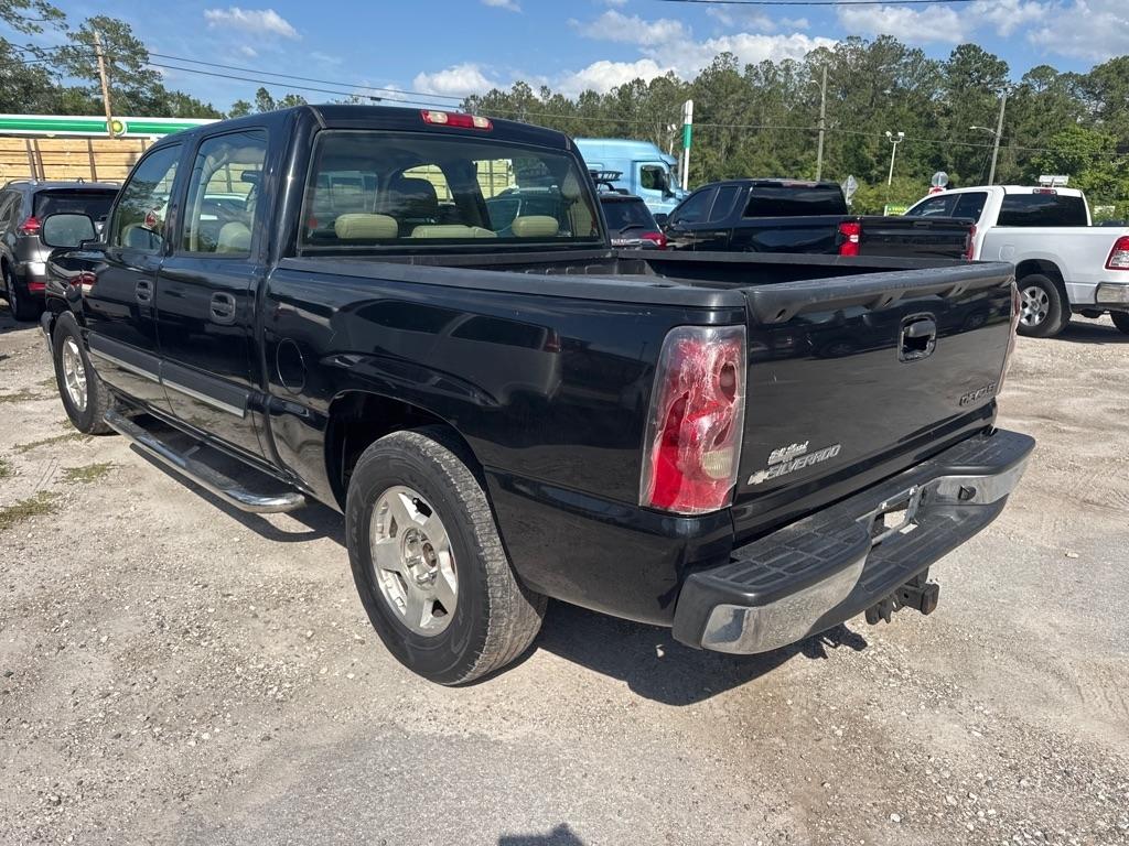 Chevrolet Silverado 1500 Crew Cab 143.5" WB LS 2005