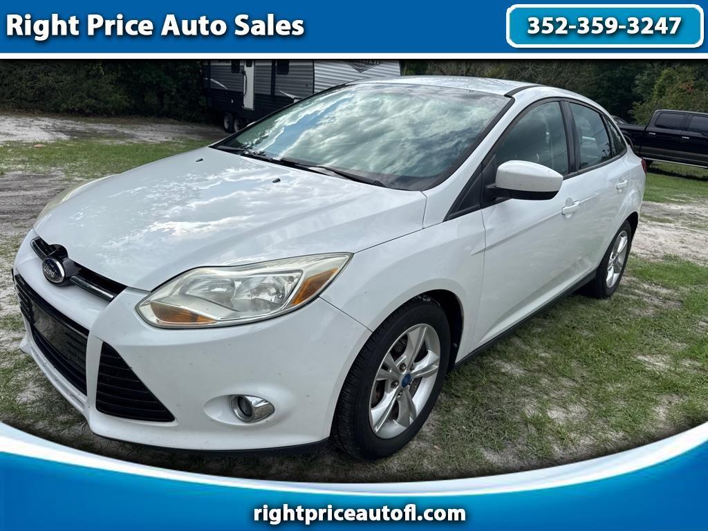 Ford Focus 4dr Sdn SE 2012