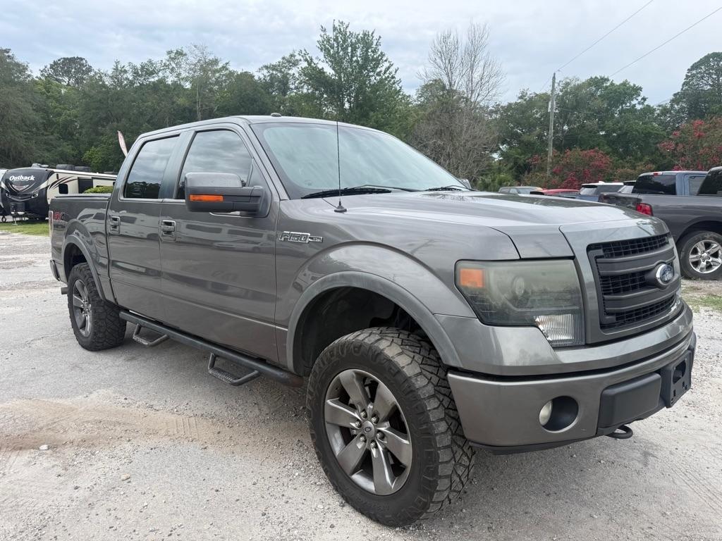 Ford F-150 4WD SuperCrew 145" Platinum 2013