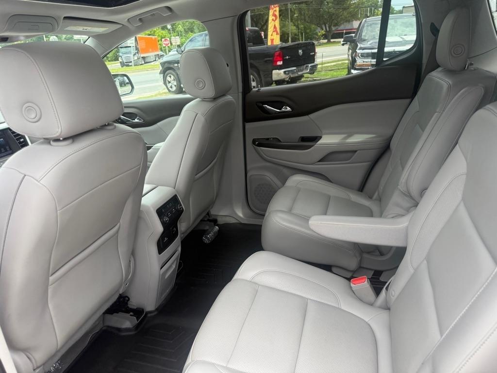 GMC Acadia AWD 4dr SLT w/SLT-1 2017
