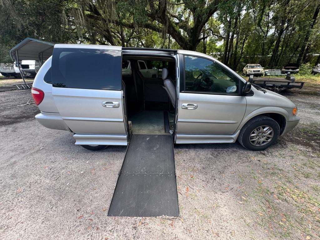 Dodge Caravan 4dr Grand Sport 119" WB 2001