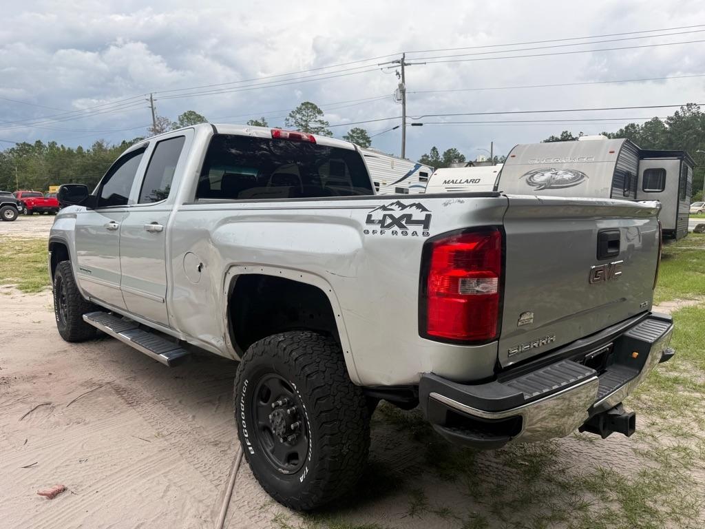 GMC Sierra 2500HD available WiFi 4WD Double Cab 144.2" SLE 2015