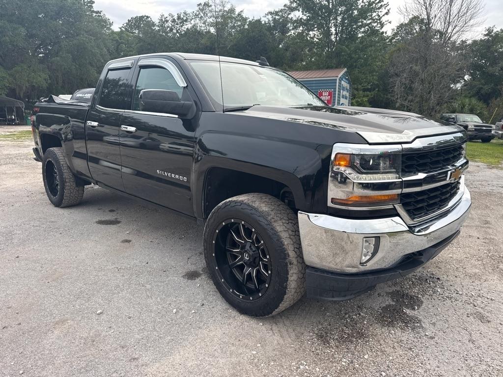 Chevrolet Silverado 1500 4WD Double Cab 143.5" LT w/1LT 2018