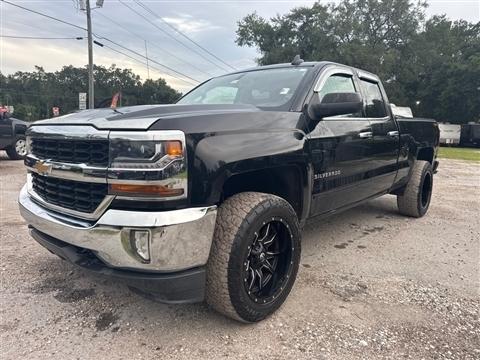 2018 Chevrolet Silverado 1500 4WD Double Cab 143.5" LT w/1LT