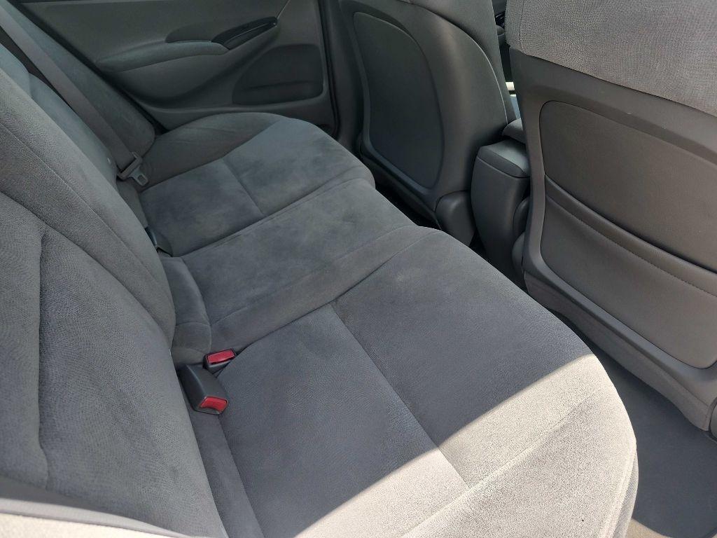 Honda Civic Sdn LX AT 2006