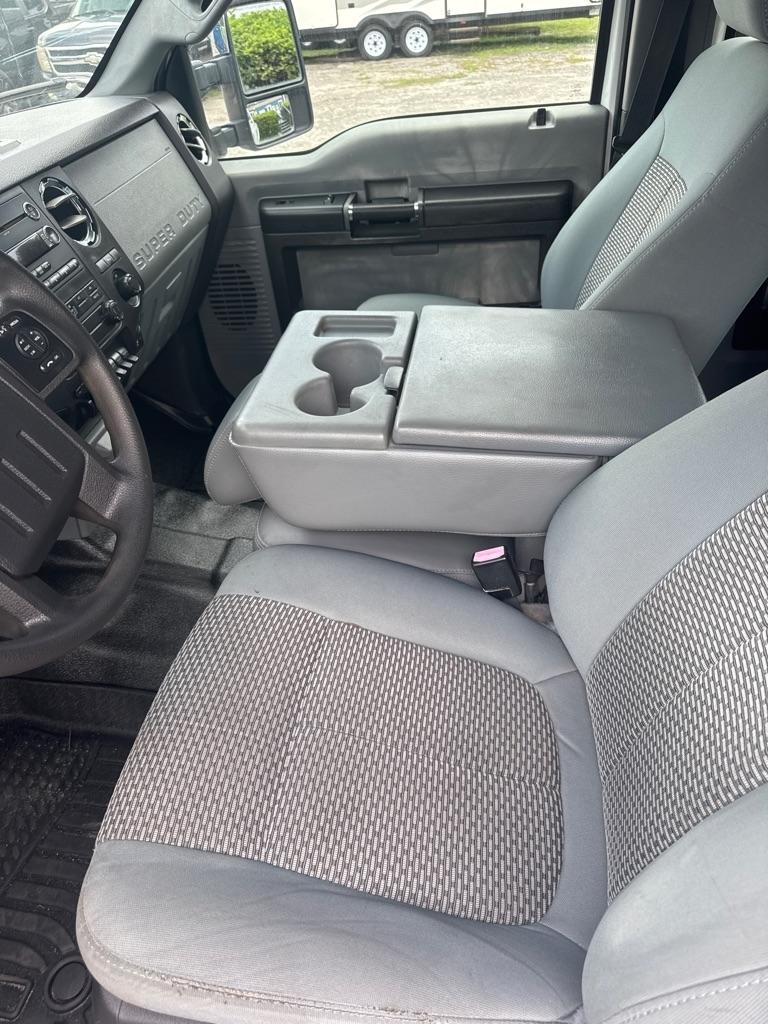 Ford Super Duty F-250 SRW 4WD Crew Cab 156" King Ranch 2012