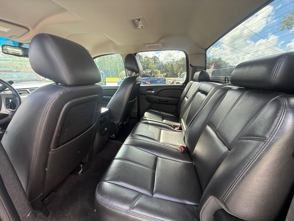 Chevrolet Silverado 2500HD 4WD Crew Cab 153.7" LTZ 2012