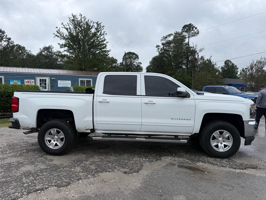Chevrolet Silverado 1500 2WD Crew Cab 143.5" LT w/1LT 2017