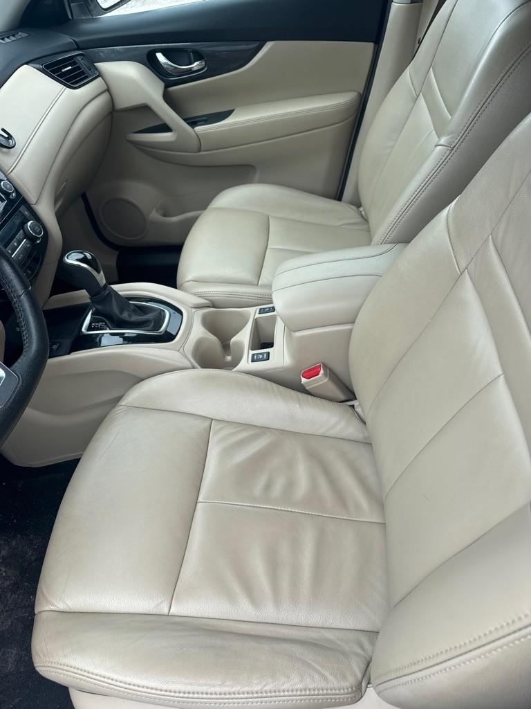 Nissan Rogue FWD SV 2020