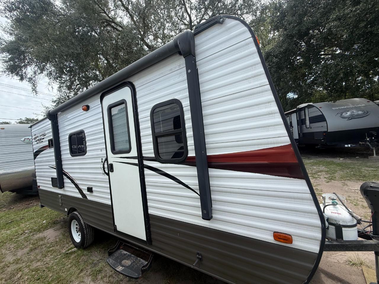 KZ Recreational Vehicles Sportsmen Classic  2015