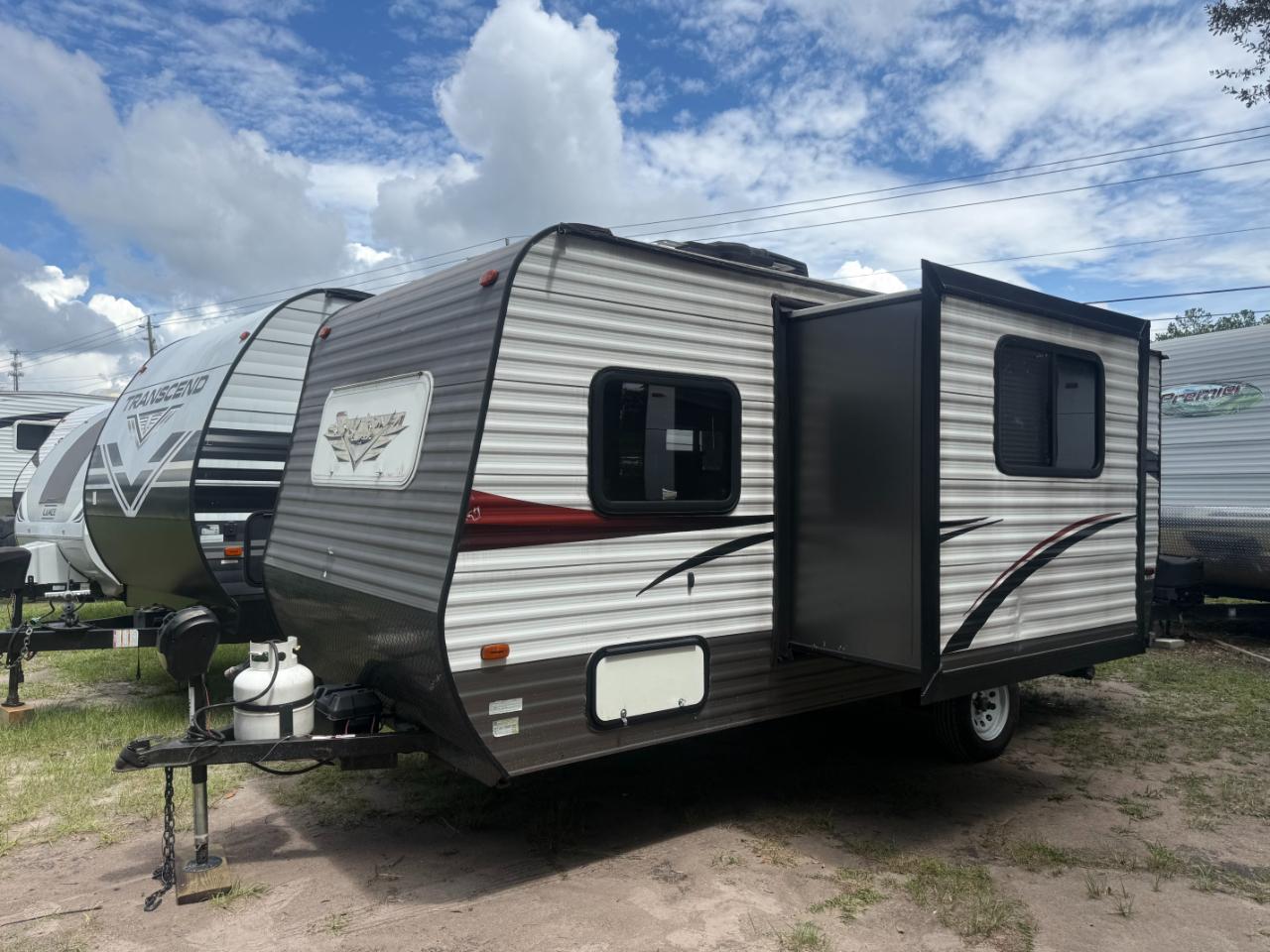 KZ Recreational Vehicles Sportsmen Classic  2015