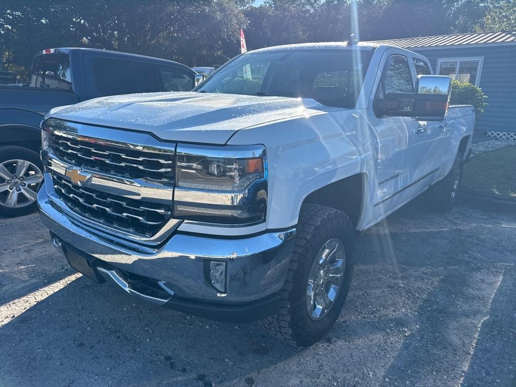 Chevrolet Silverado 1500 4WD Double Cab 143.5" LTZ w/1LZ 2017