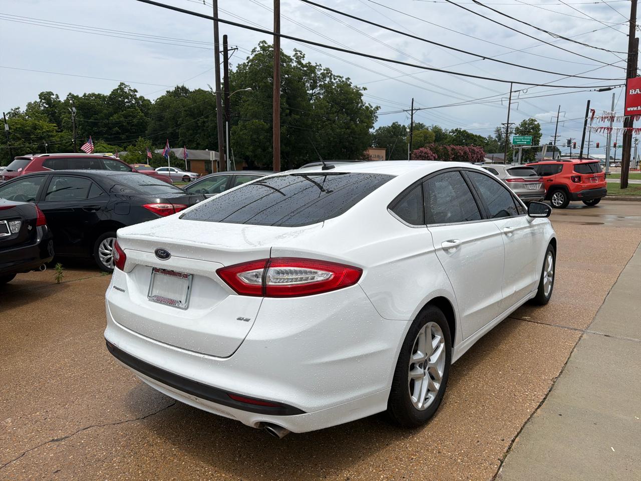 Ford Fusion SE 2015